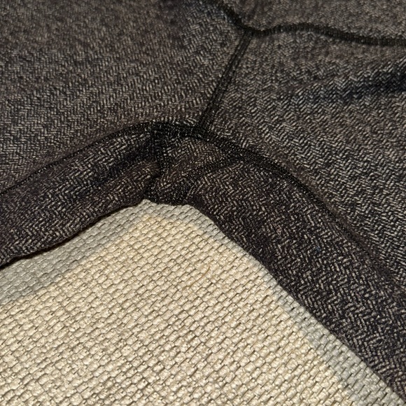 Lululemon leggings - Picture 3 of 5